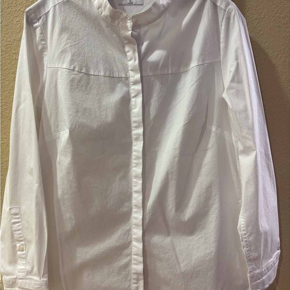 UNTUCKit White Button-Up Shirt